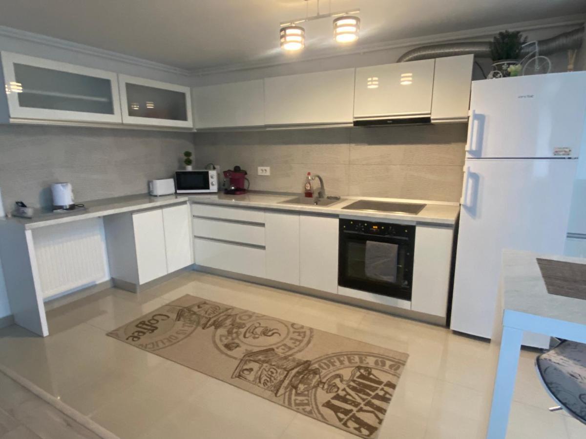 Appartement Apartament Ana Premium à Oradea Extérieur photo